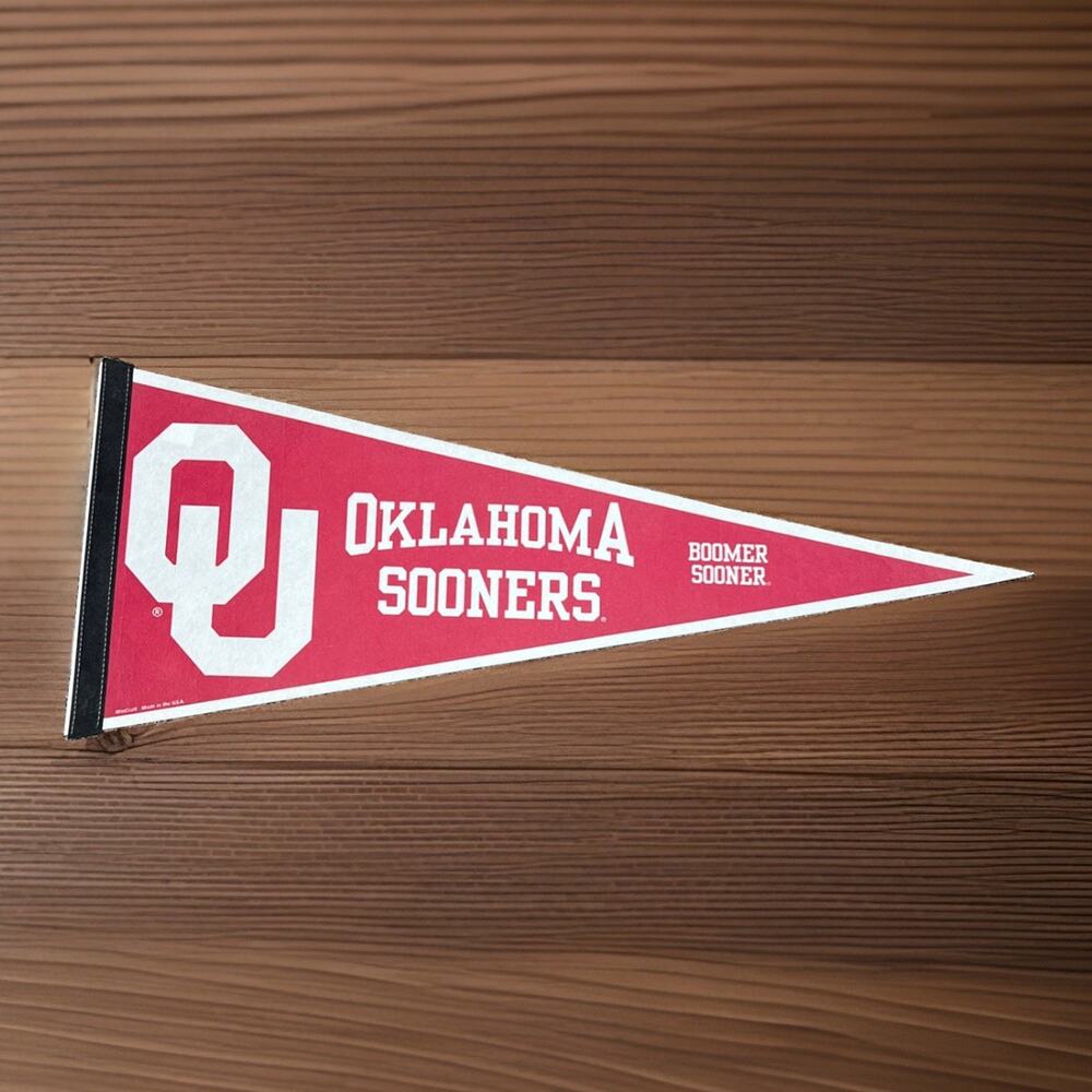 Officially Licensed WinCraft Oklahoma Sooners Full Size Pennant 30 X 12 Made USA